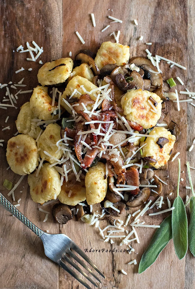 easy toasted gnocchi recipe, homemade gnocchi, how to make gnocchi