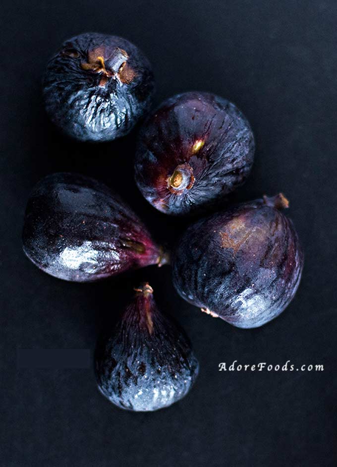 Black Mission fresh figs