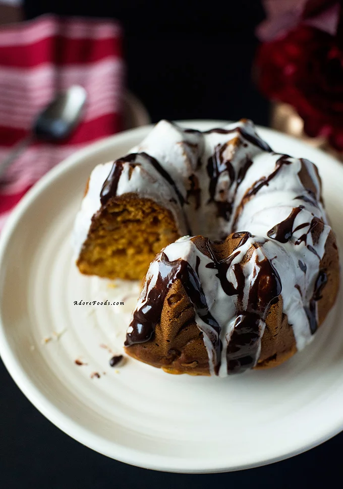 Pumpkin Pear Bundt Cake Thanksgiving dessert