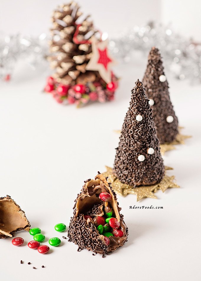 Chocolate Christmas Tree Edible Piñata