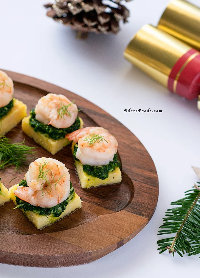 Polenta Squares with Shrimp and Pesto | Perfect appetizer recipe for your next dinner party #polentabites #quickappetizer #fingerfood Polenta Squares with Garlic Shrimp and Spinach Pesto