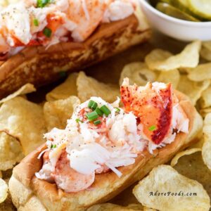 How to make the best, juicy Lobster Rolls you have ever tasted!