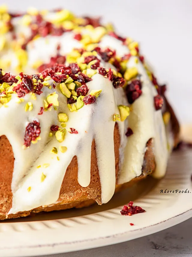 Best Thanksgiving Cranberry Bundt Cake
