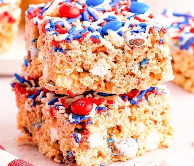 cropped-4th-of-July-Rice-Krispie-Treats-8.jpg