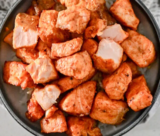 cropped-Air-Fryer-Salmon-Bites-with-Garlic-Cream-Sauce2.jpg