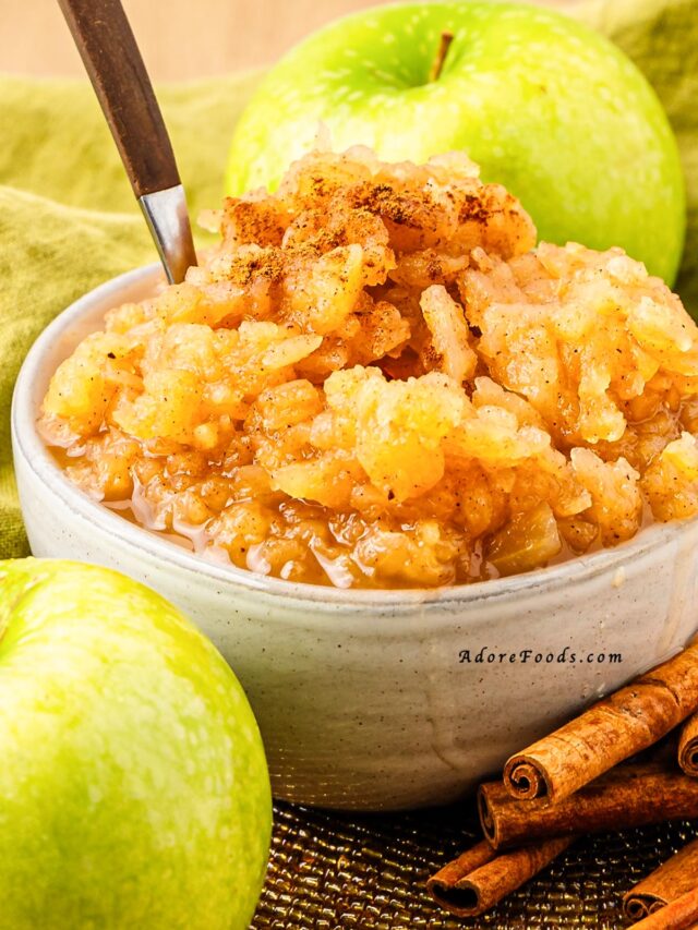 Homemade Chunky Applesauce