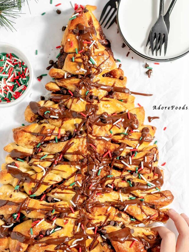 Must Try Chocolate Christmas Tree Pastry