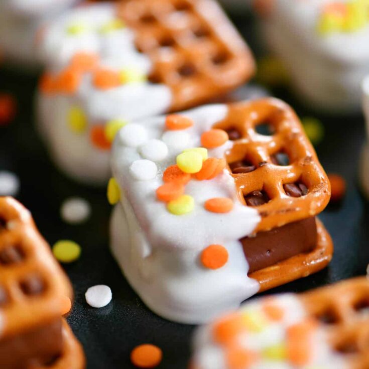 Image for Thanksgiving Candy Bar Pretzel Bites