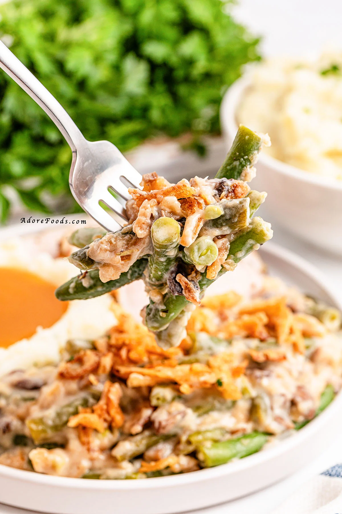 This green bean casserole recipe is the ultimate Thanksgiving side dish! Made with fresh green beans, creamy mushroom sauce, melty cheese, and crispy fried onions, this traditional green bean casserole is rich, cozy, and full of flavor. Whether you’re recreating the Campbell’s green bean casserole classic or looking for a fresh twist, this dish is a must-have for your holiday table. Perfect for Thanksgiving cooking, Christmas dinner, or any family gathering—everyone will love this creamy, crunchy, crowd-pleasing casserole!